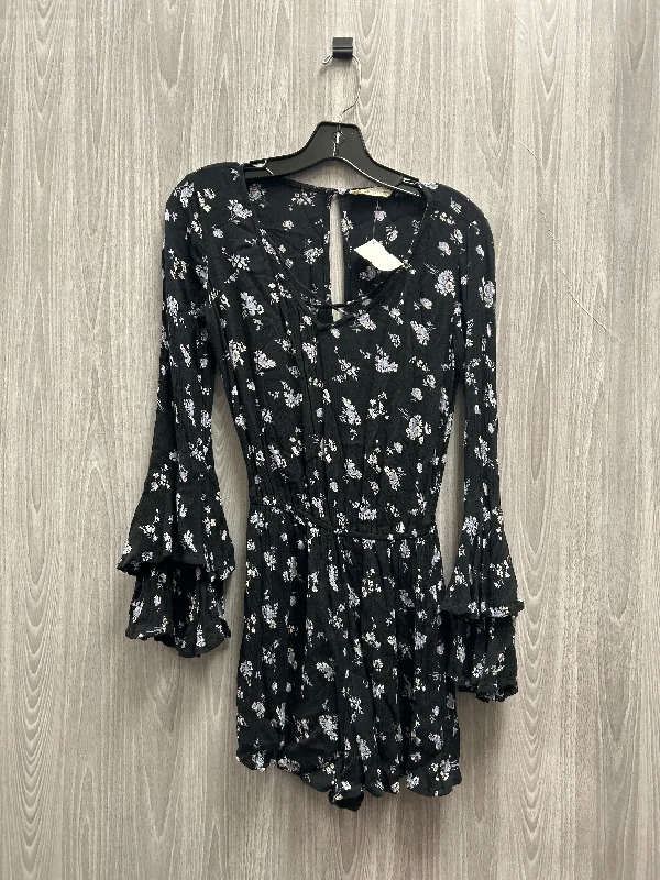 Dress Casual Short By Hollister In Floral Print, Size: Xs