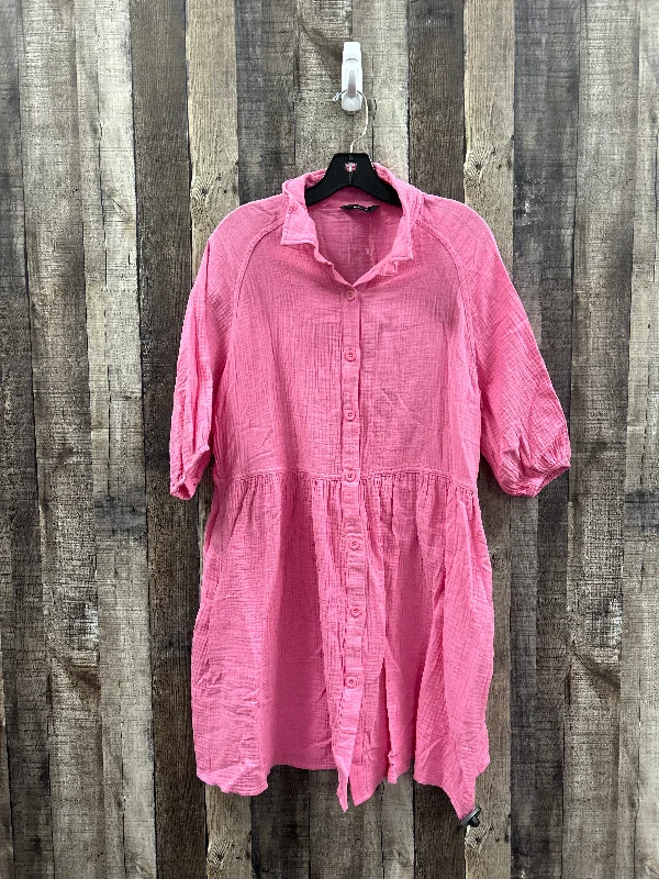 Dress Casual Short By Cme In Pink, Size: L