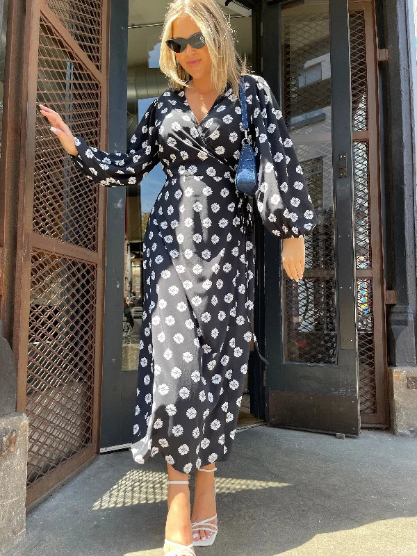 Mono-Daisy Long Sleeve Wrap Midi-dress