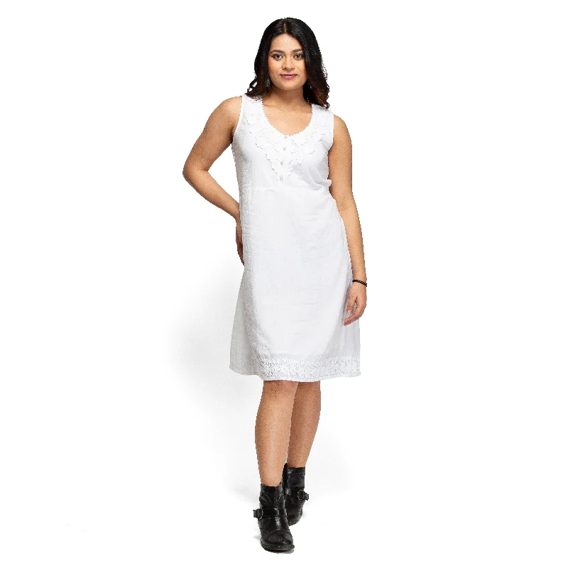 Women's lace detail dress