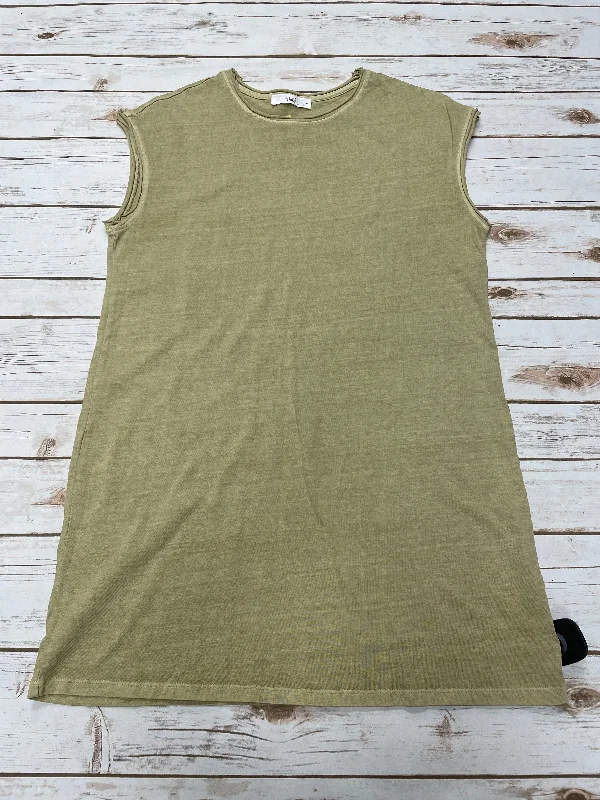 Dress Casual Short By Cme In Green, Size: M