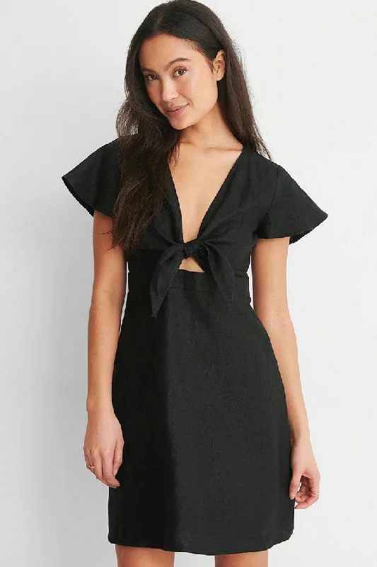 Chic V Neck Bow Tie Front Short Sleeve Beach Vacation Mini Dress - Black Classic White Mini Dress Chic V Neck Bow Tie Front Short Sleeve Beach Vacation Mini Dress - Black Classic White Mini Dress
