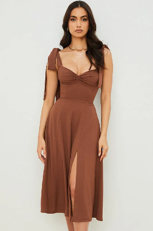 Tie Strap Fit & Flare High Slit Slip Midi Dress - Chocolate Fashionable Polka Dot Midi Dress Tie Strap Fit & Flare High Slit Slip Midi Dress - Chocolate Fashionable Polka Dot Midi Dress
