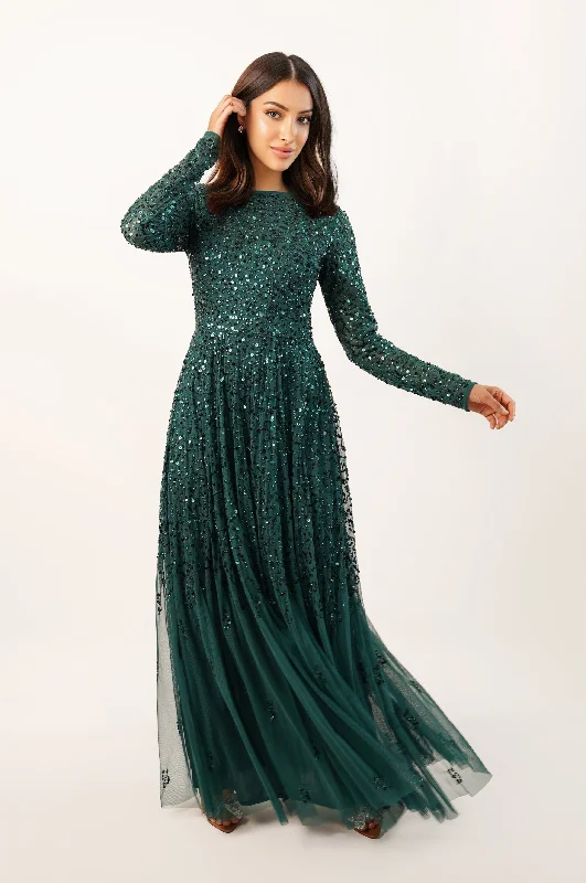 Sila Long Sleeve Embellished Maxi Dress in Emerald Green Fashionable Halter Neck Maxi Dress Sila Long Sleeve Embellished Maxi Dress in Emerald Green Fashionable Halter Neck Maxi Dress