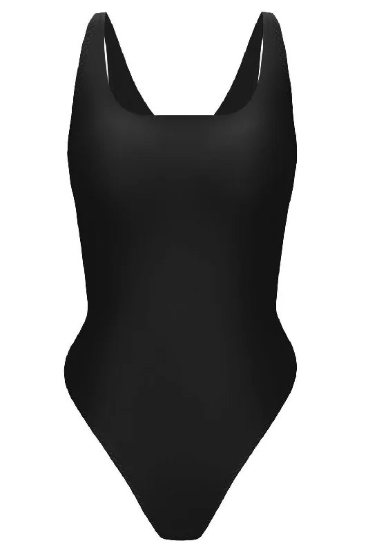 Symmetria Black swimsuit Elegant Ruffle Swimsuit